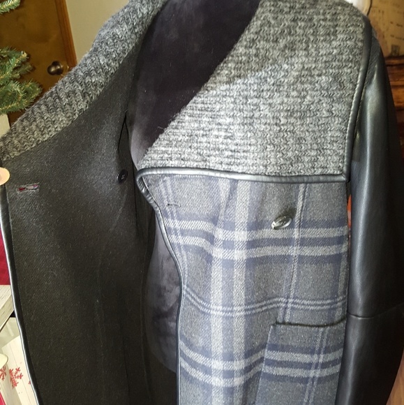 Vera Wang Wool Coat size S NWT - Picture 7 of 7